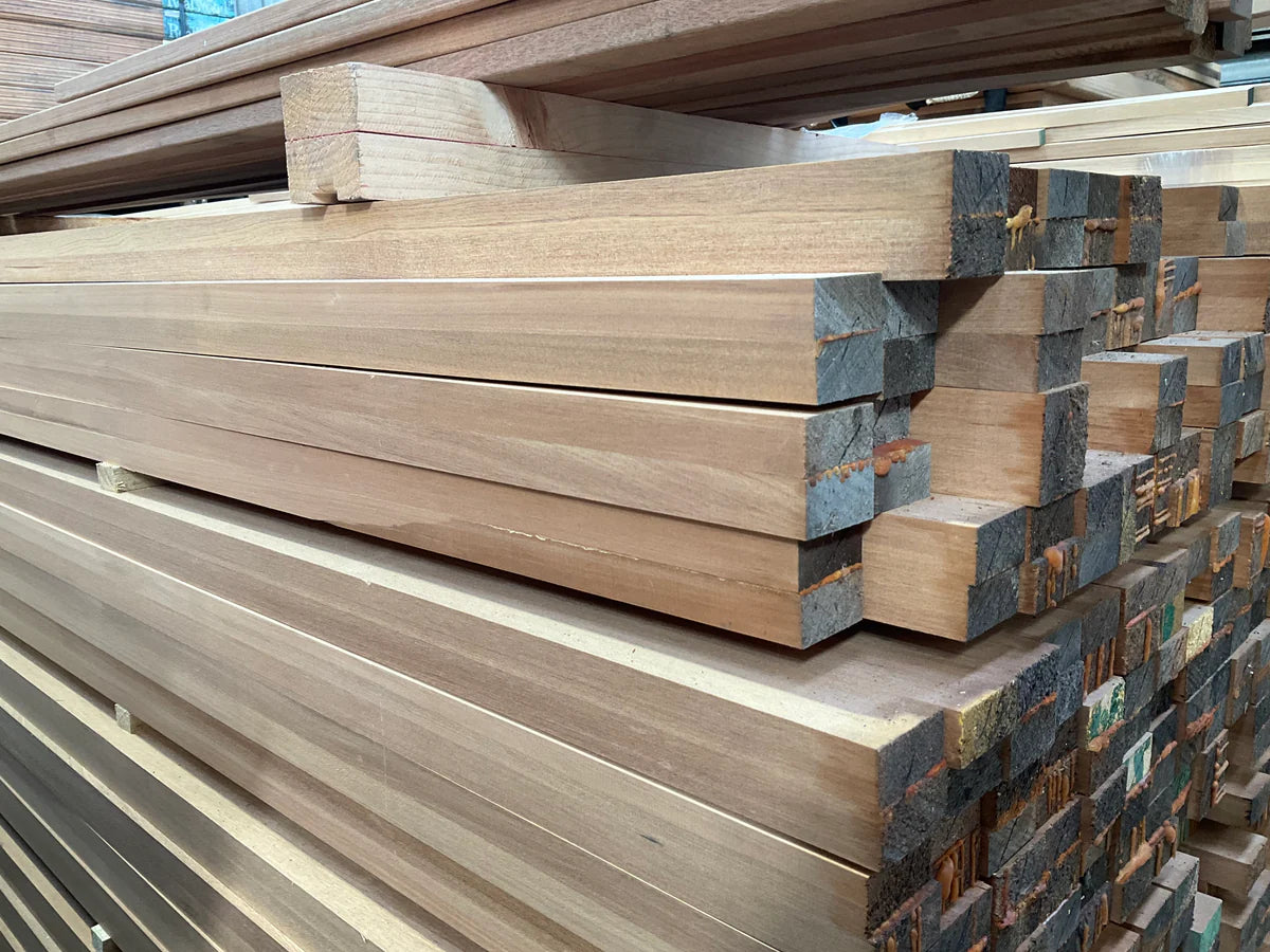 Pacific Rimu 43x43 3.6M (LAMINATED FACE)
