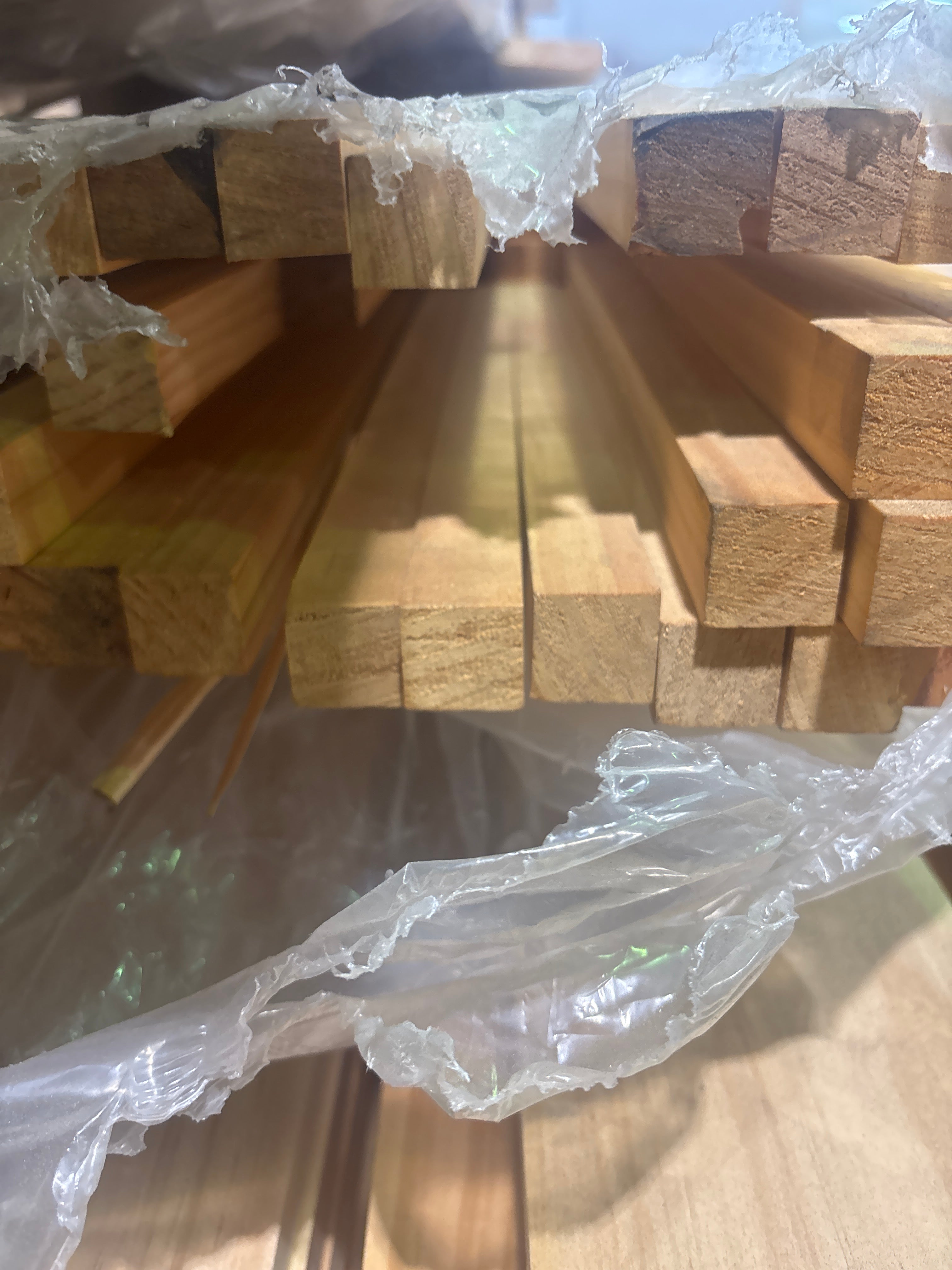 Pine UT 22x22mm 441 lineal meters