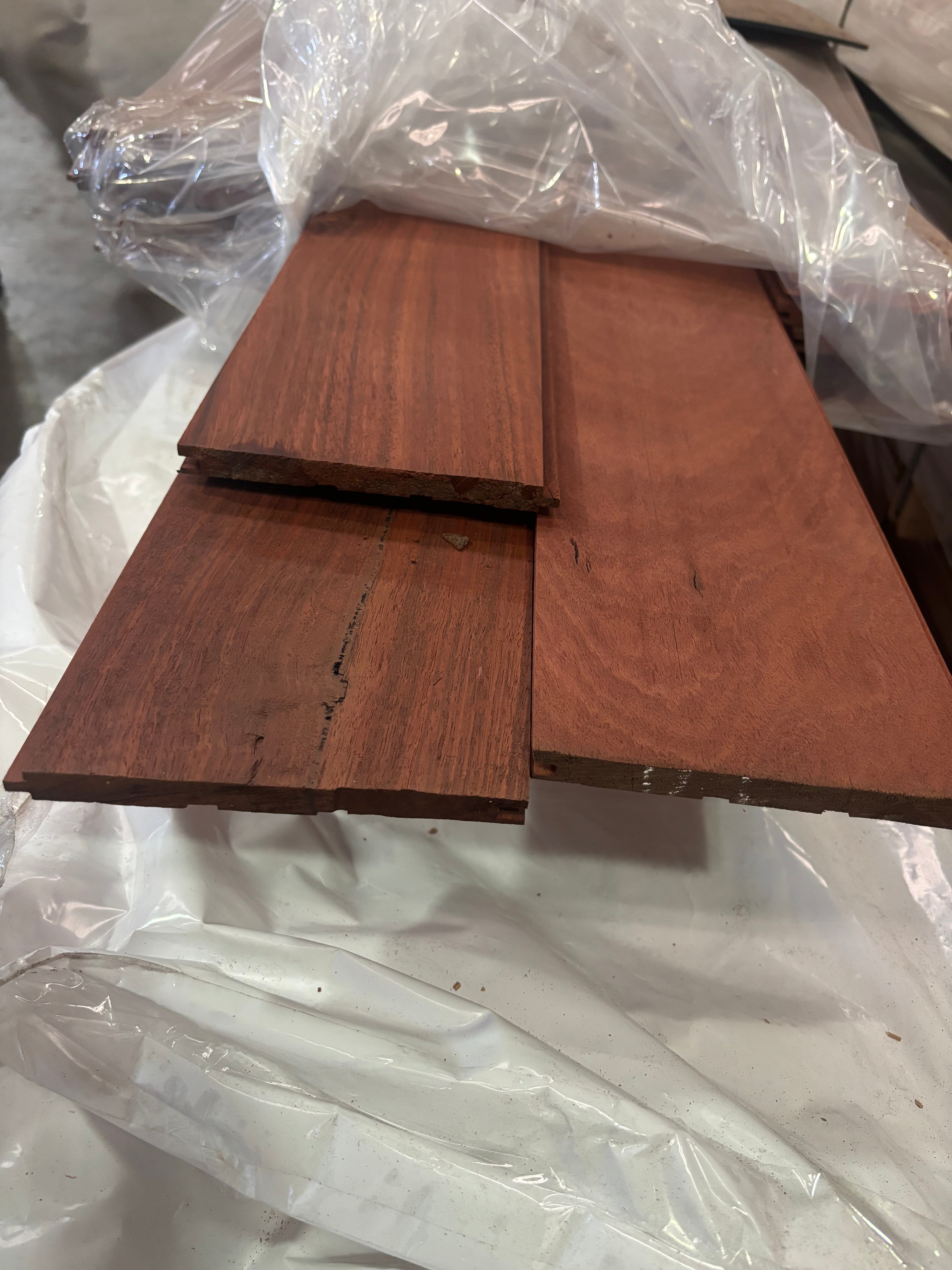 Jarrah T&G Overlay 135x12 cover