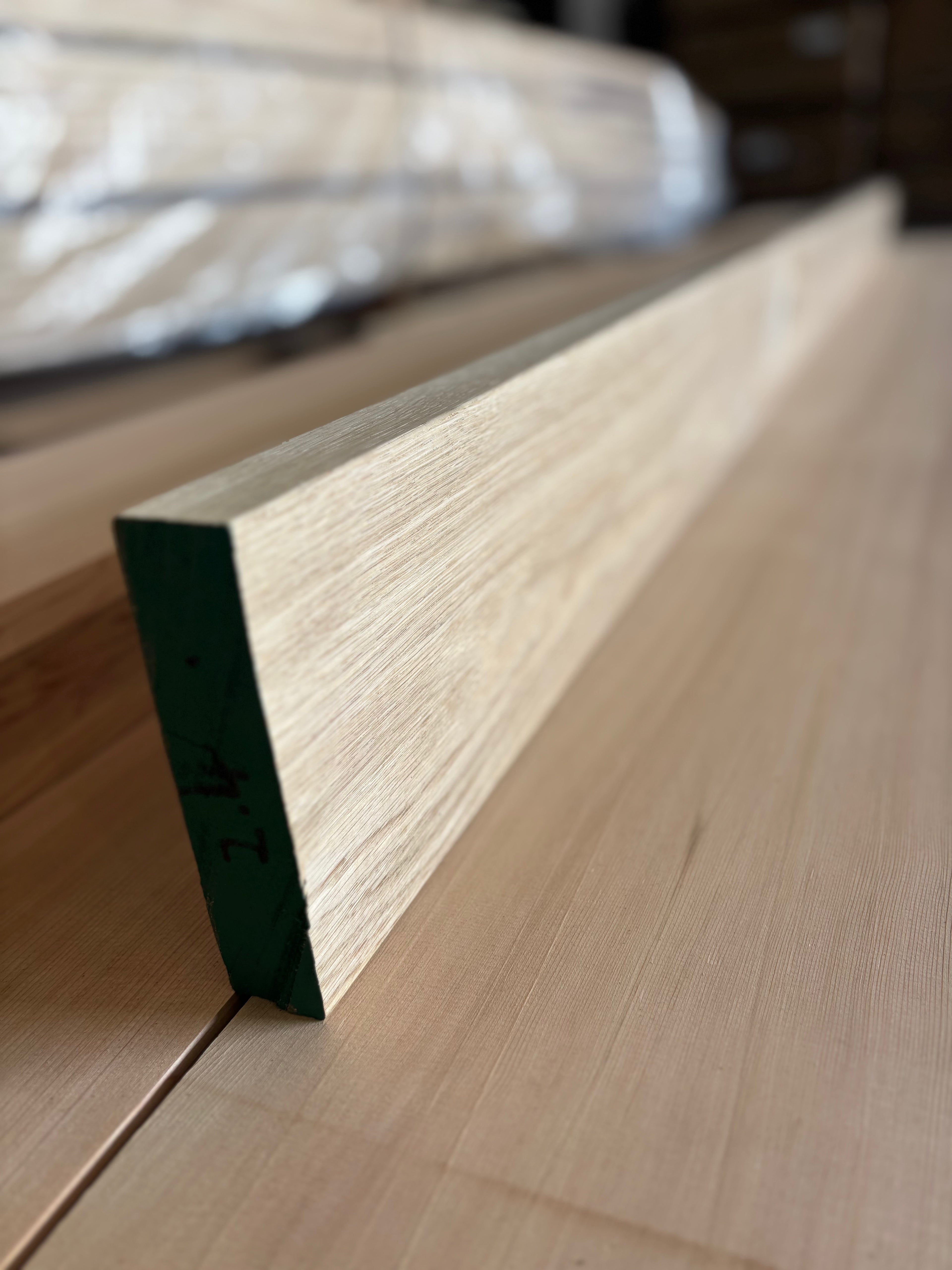 Close-up of a wooden board detailing American oak