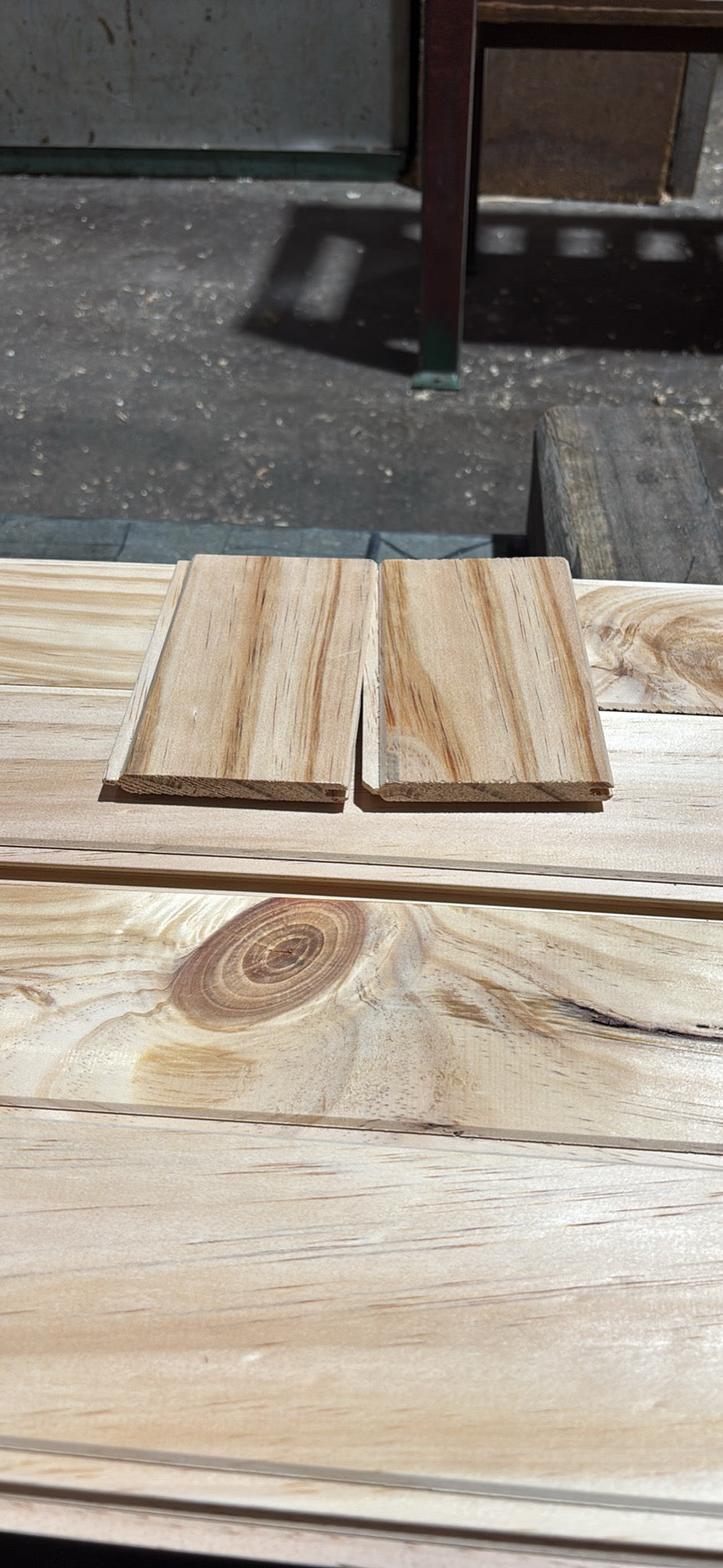 Knotty Pine TGV 80x9mm cover tongue