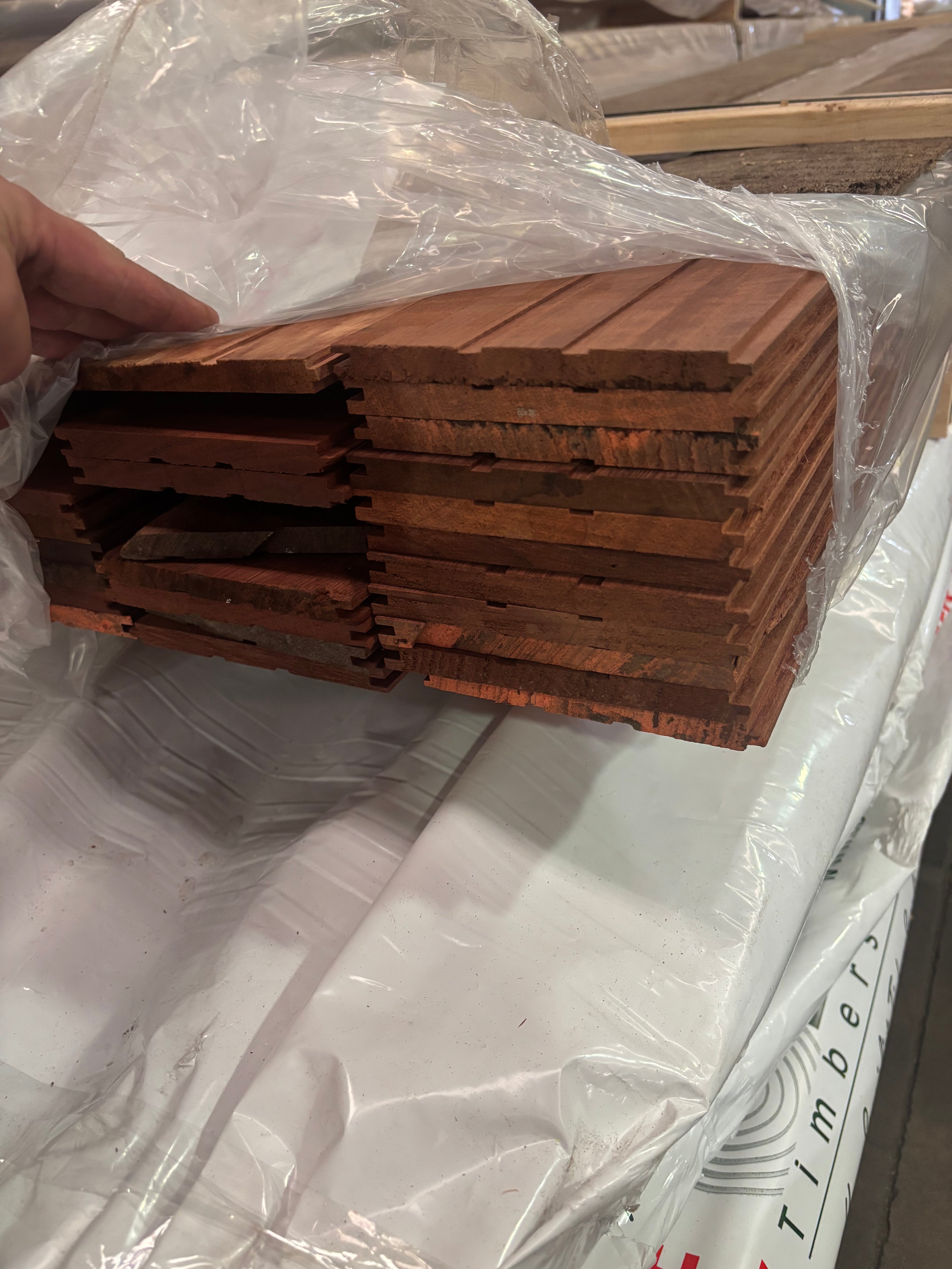 Jarrah T&G Overlay 135x12 cover